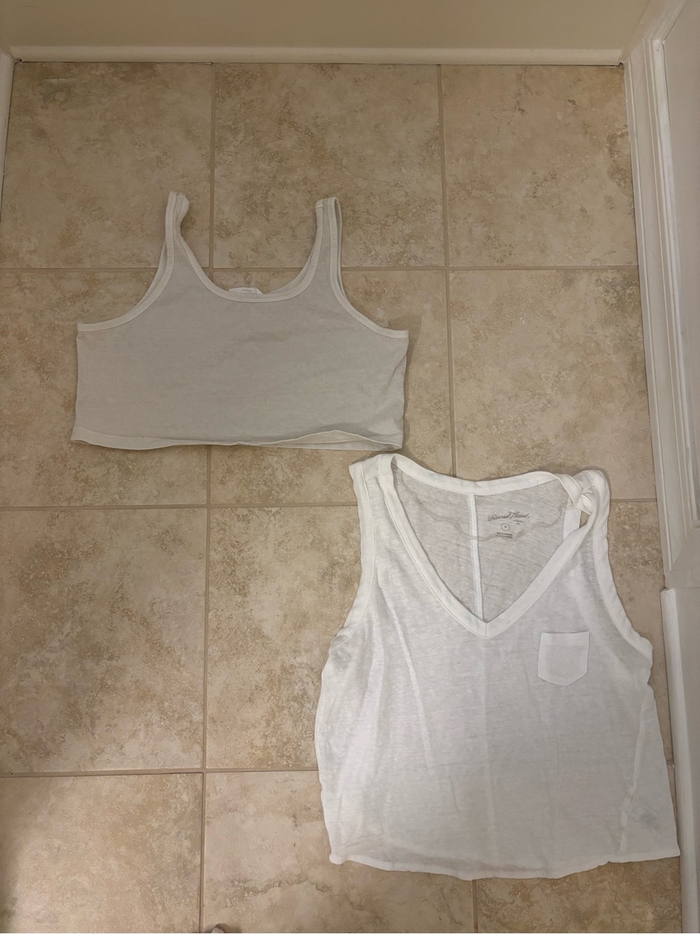 Double zero and target cropped tank